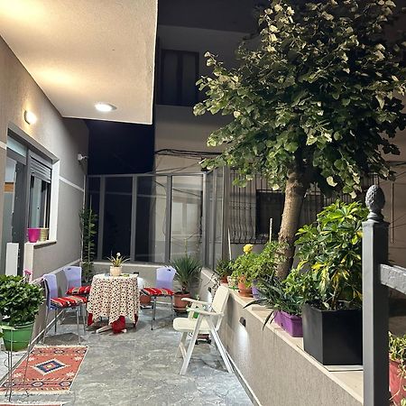 Lola'S Rooms Gjirokastër 外观 照片