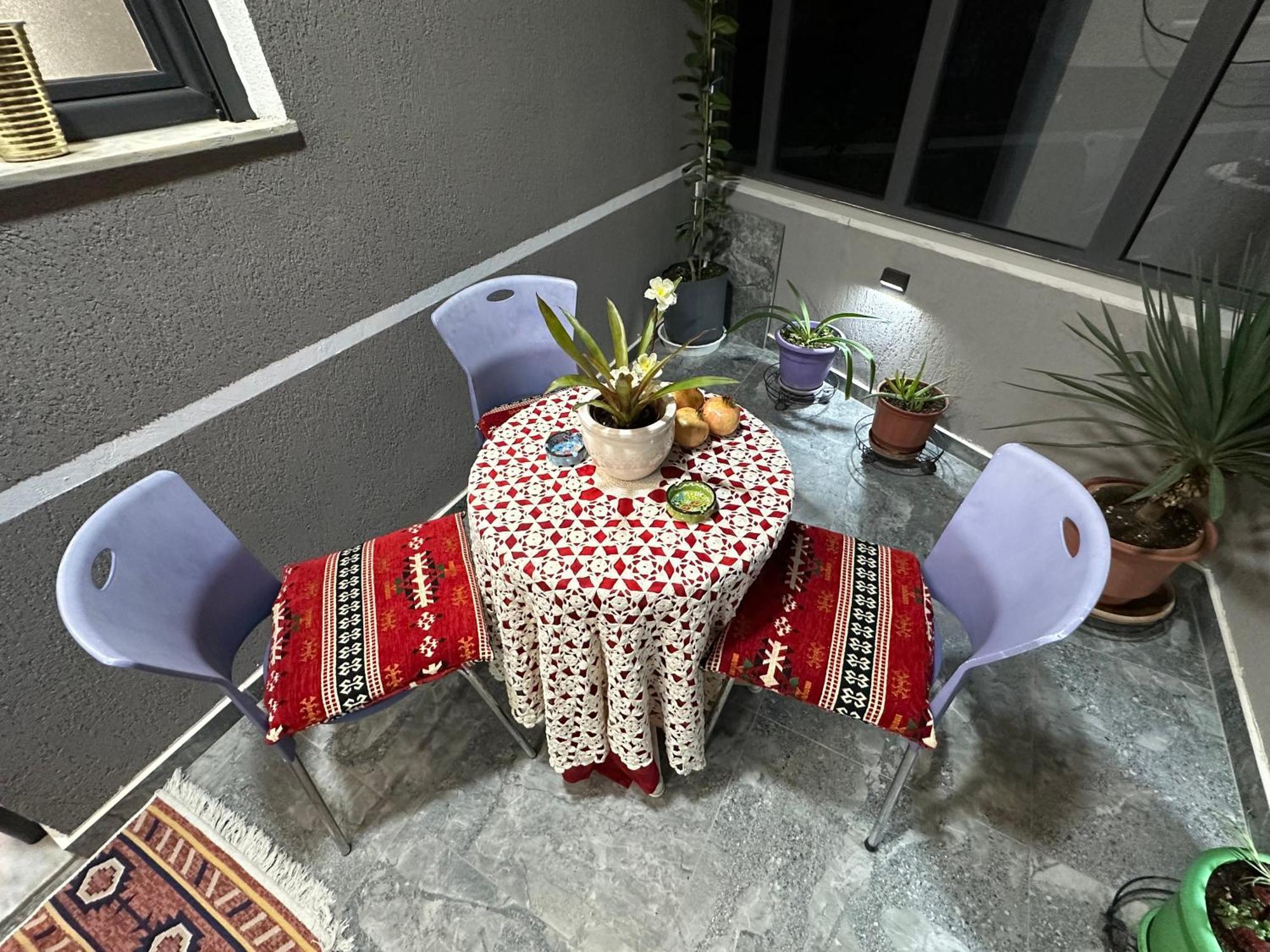 Lola'S Rooms Gjirokastër 外观 照片